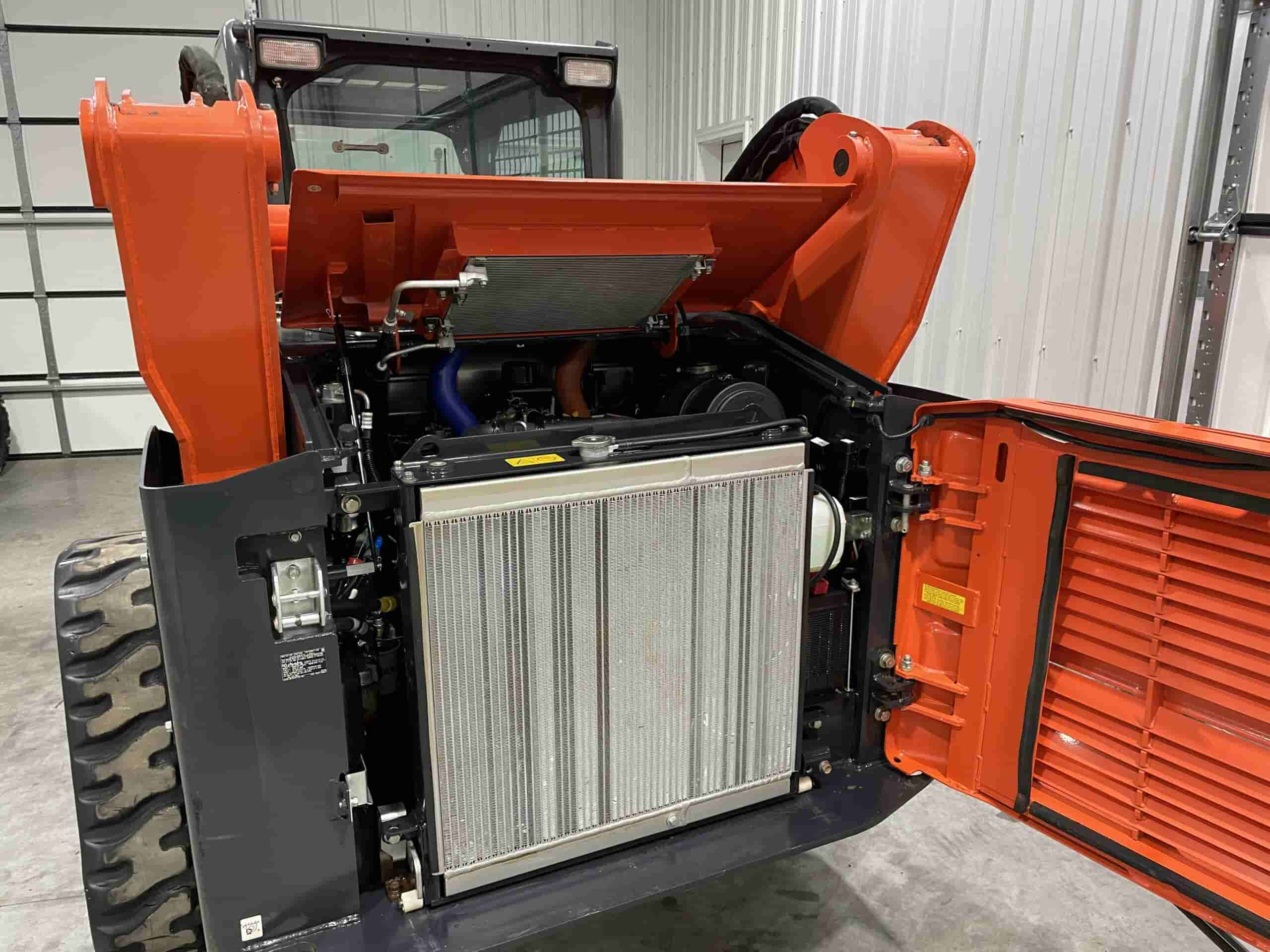 2018 KUBOTA SVL95-2s HIGH FLOW
